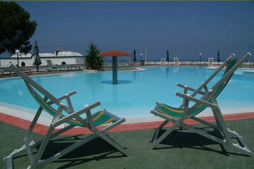 Villaggio Turistico Valle Scinni, Book Hotel Hoteller i Peschici med pool, Swimmingpool