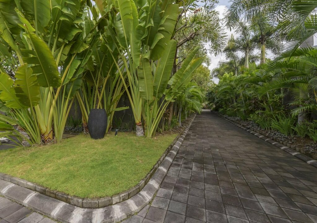 The Wolas Villa & Spa