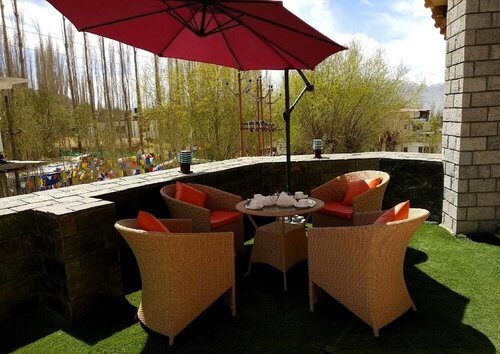 Hotel Grand Willow, Забронировать Отель Отели Джамму и Кашмира с завтраком, Завтраки