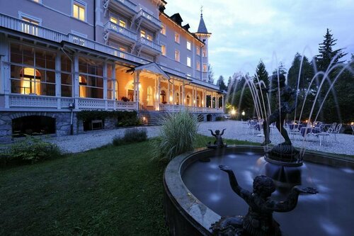 Schweizerhof Flims, Prenota Hotel Flims 