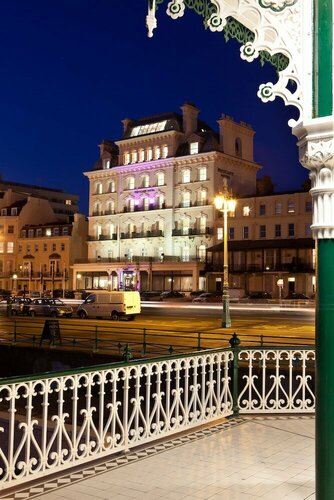 Mercure Brighton Seafront Hotel, Забронировать Отель Отели Брайтон-энд-Хов с парковкой, Парковка