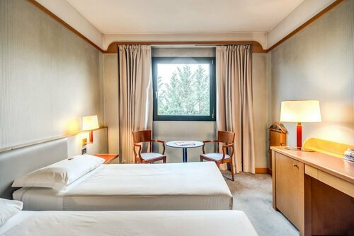 Hotel Della Rotonda, Book Hotel Hoteller i Saronno med pool, Swimmingpool