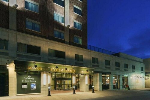 Courtyard by Marriott Little Rock Downtown, Забронировать Отель Отели Литтлрок с бассейном, рядом с Винокуренный завод Rock Town, Бассейн