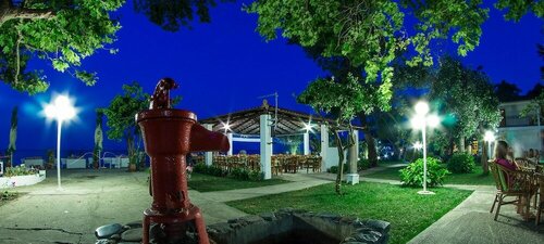 Aqua Rossa, Забронировать Отель Отели Коккино-Неро с бассейном, рядом с Пляж Platia Amos, Бассейн