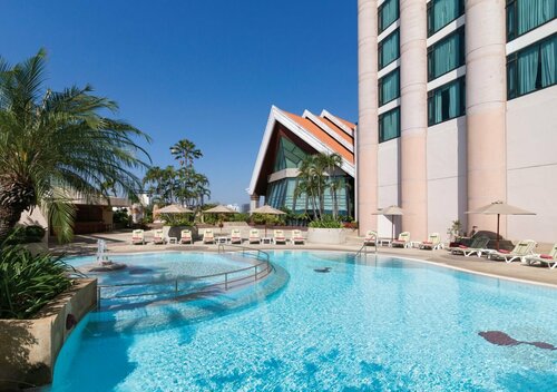 Pullman Khon Kaen Raja Orchid, Забронировать Отель Кхонкэн Khon Kaen Province, рядом с Торговый центр Central Plaza Khon Kaen