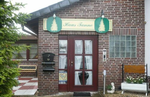 Hotel-Pension Haus Tanne / Gästehaus, Prenota Hotel Samtgemeinde Brome Bassa Sassonia