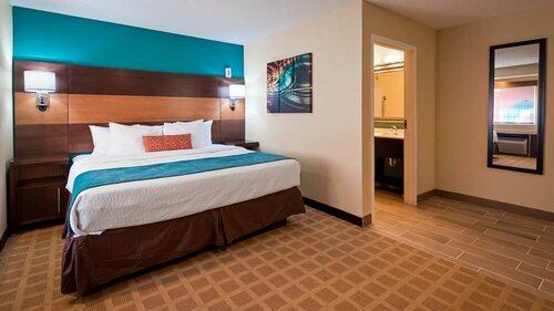 Best Western Plus Harrisburg Mechanicsburg, Забронировать Отель Энола Пенсильвания