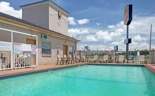Super 8 Dallas East Near Fair Park Downtown, Забронировать Мини-отель Мескит Dallas - Fort Worth Metropolitan Area