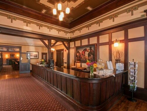 Sacajawea Hotel, Rezervovat Hotel Three Forks Montana