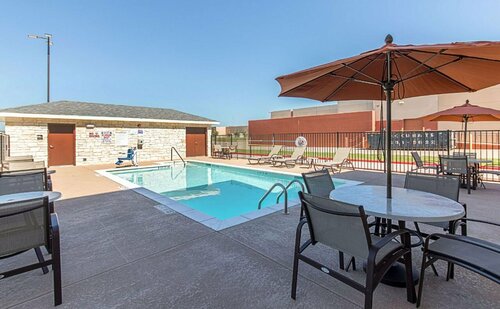 Comfort Suites Kyle, Buchen Sie Hotel Kyle Texas Hill Country