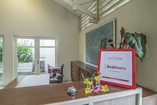 Green Lodge by RedDoorz, Reserva ahora Hotel Yakarta Provincia de Yakarta