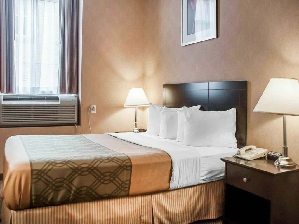 Econo Lodge Woodstock