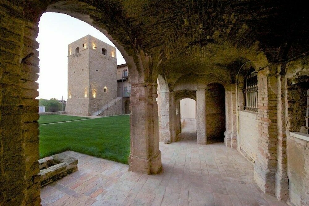 Torre della Loggia