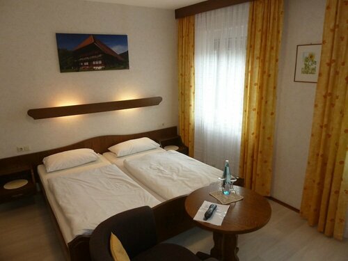 Schwarzwaldhotel Garni Wolfach, Забронировать Отель Вольфах Шварцвальд