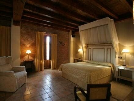 Hotel Posada La Robleda, Забронировать Отель Арнуэро Cantabria Coast