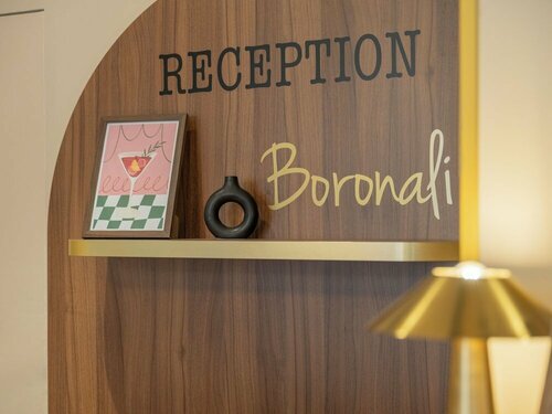 Hotel Boronali, Забронировать Отель 18-й округ: Монмартр Париж, рядом с Концертный зал Ле-Трианон