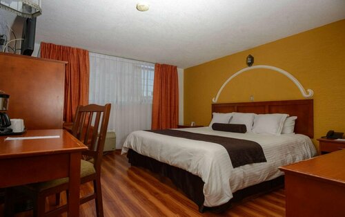 Howard Johnson by Wyndham Morelia Calle Real, Prenota Hotel Hotel 3 stelle a Morelia, 3*