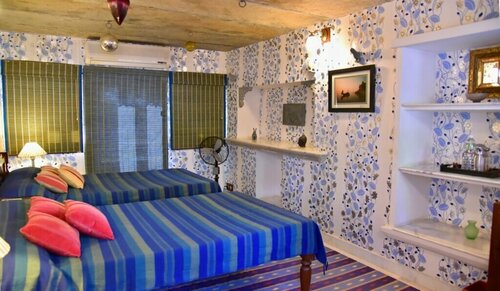 Udai Bilas Palace, Забронировать Отель Отели штата Раджастхана 3 звезды, 3*