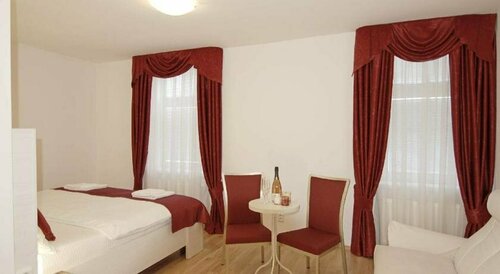 Residence Hermanova, Boek Hotel Praag Hotels met Parkeerplaats, in de buurt van Lapidarium, Parkeren
