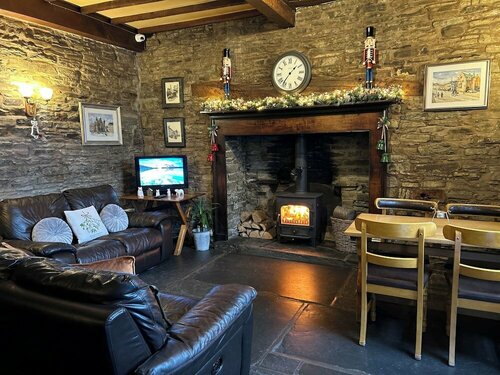 Castle Inn, Boek Pension Hotels in Gwynedd met parkeren, Parkeren