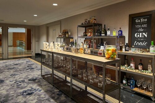 Marriott Executive Apartments London, Canary Wharf, Забронировать Апартаменты/квартира Отели Лондона с парковкой, рядом с Церковь Св. Анны в Лаймхаусе, Парковка