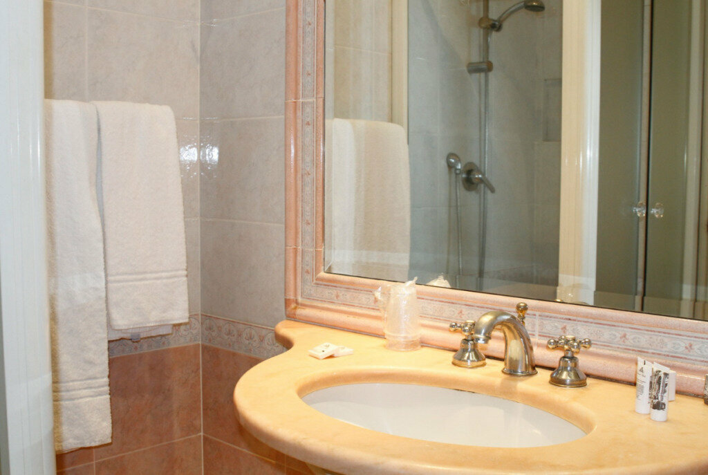 BH Hotel
