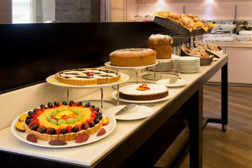 Starhotels Grand Milan, Book Hotel Hoteller i Rho med pool, Swimmingpool