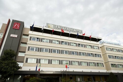 Hotel Selene Pomezia, Prenota Hotel Hotel a Lazio con parcheggio, Parcheggio