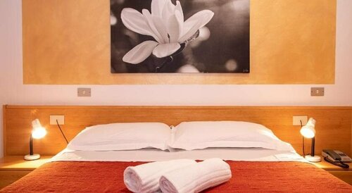 Hotel Nazionale, Забронировать Отель Отели Лидо ди Езоло 3 звезды, рядом с Зал конференций и конгрессов, 3*