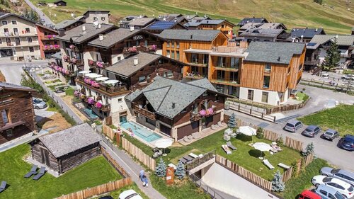 Mont Chalet Nevada, Забронировать Шале Отели Ливиньо 4 звезды, рядом с Кресельный подъёмник Теола-Пьянони Басси (нижняя станция), 4*