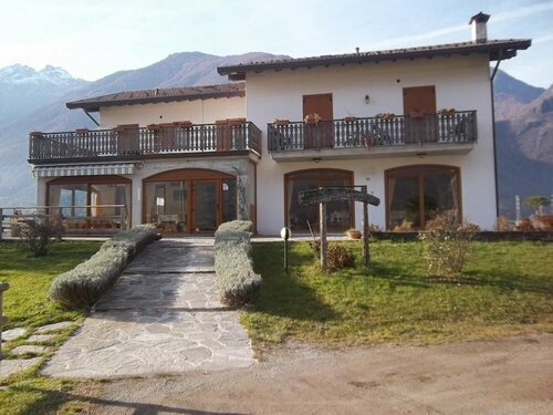 Agriturismo la campagnola, Забронировать Фермерский дом Отели Гордона с парковкой, Парковка