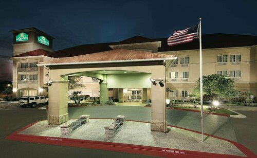 La Quinta by Wyndham Laredo Airport, Buchen Sie Hotel Laredo Texas
