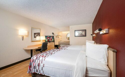 Red Roof Inn Cleveland - Westlake, Забронировать Отель Уэстлейк штат Огайо