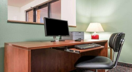 Super 8 by Wyndham Missoula/Reserve St, Prenota Hotel Missoula Montana