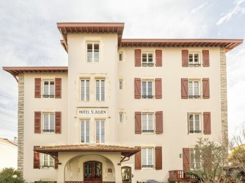 Hotel Saint Julien, Забронировать Отель Отели French Basque Country с завтраком, Завтраки