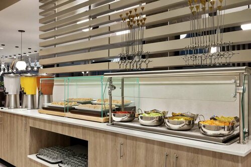 Embassy Suites by Hilton Round Rock, Buchen Sie Hotel Round Rock Greater Austin