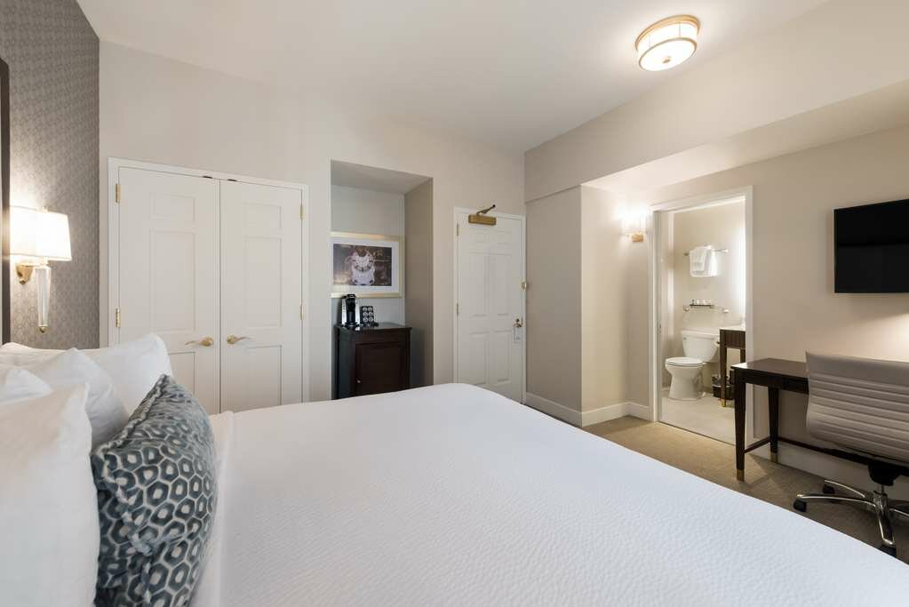 Independence Park Hotel