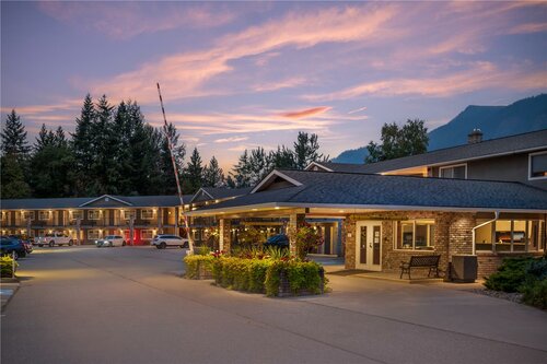Best Western Sicamous Inn, Rezervați Hotel Sicamous Thompson Okanagan