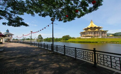 Super Rich Guest House, Rezerwuj Hotel Kuching Sarawak