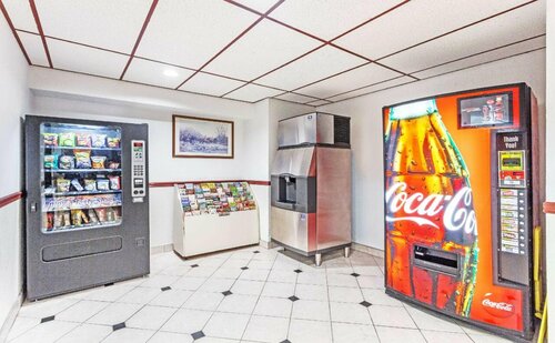 Super 8 by Wyndham Winchester VA, Prenota Locanda Winchester Virginia