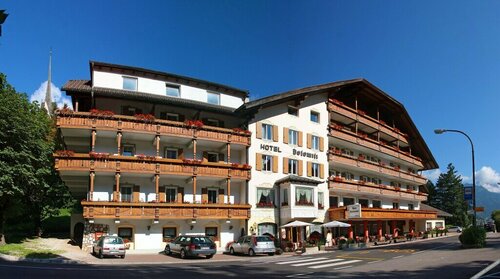 Hotel Dolomiti, Забронировать Отель Отели Виго-ди-Фасса с парковкой, рядом с Vigo - Ciampedie Ski Lift, Парковка
