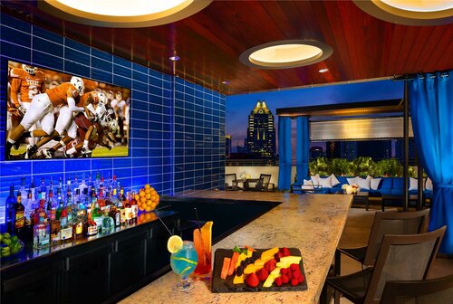 Hilton Austin, Забронировать Отель Остин Greater Austin, рядом с Wild About Music