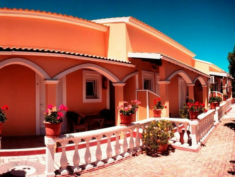 Eleni Family Apartments