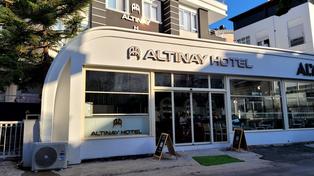 Altinay Hotel