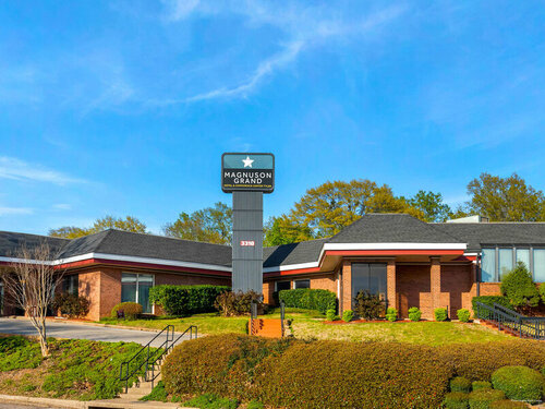 River Heights Motel, Rezervasyon Motel Crump Tennessee