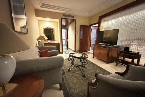 Hotel The Hans - Connaught Place, New Delhi, Забронировать Отель Отели Нью-Дели 4 звезды, рядом с Музей Мадам Тюссо (Нью-Дели), 4*