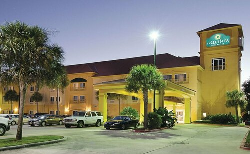 La Quinta Inn & Suites by Wyndham Biloxi, 预订 酒店 比洛克西 Mississippi Gulf Coast