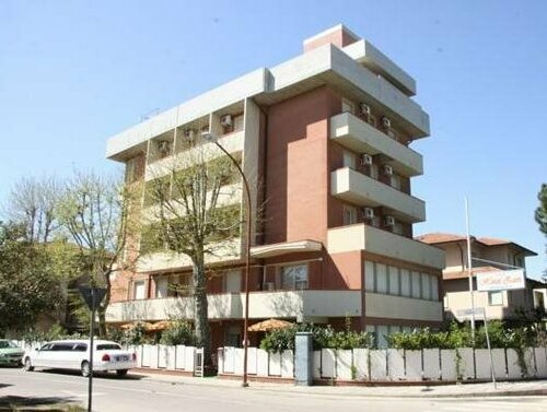 Hotel Zani, Забронировать Отель Отели Червия с завтраком, Завтраки