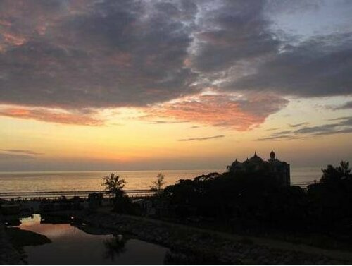 Dharma Beach, Rezervați Hotel Hoteluri în Santa Elena Province cu parcare, Parcare