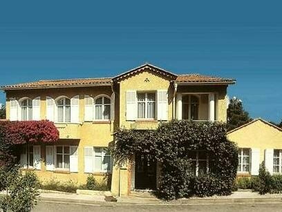 Hôtel Lou Paouvadou, Book Hotel Sainte-Maxime Mimosa Road